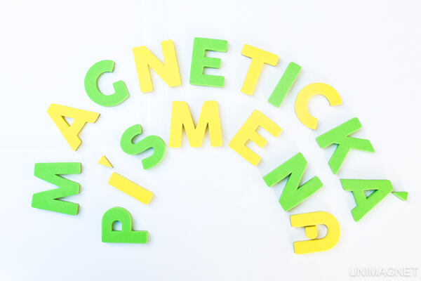 Magnetická písmenka. Magnetická písmenka
