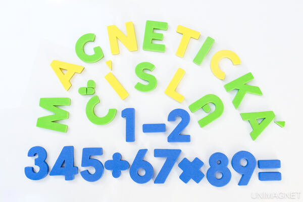 Barevná magnetická čísla a písmena. Barevná magnetická čísla a písmena