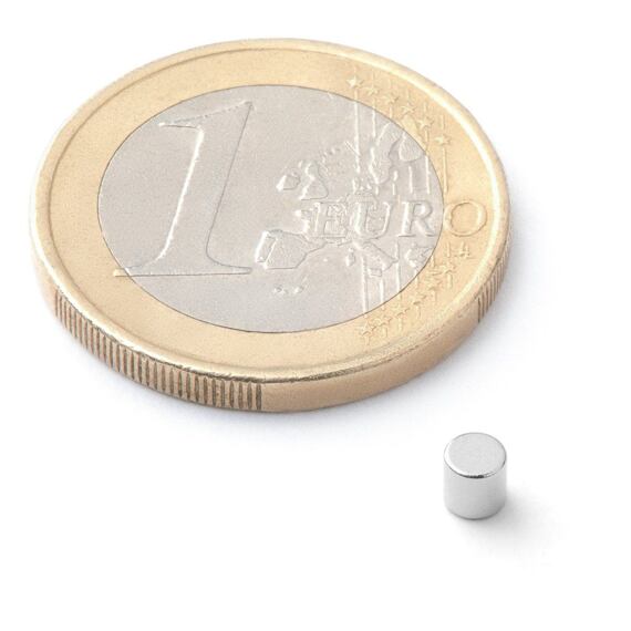 Neodymový magnet kotouč Ø 2 mm, v. 2 mm, síla 120 g