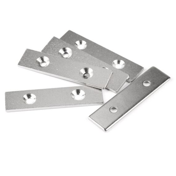 Ocelový plech 80 × 20 × 3 mm, protikus pro magnet, otvory na šroub M5 | OP-80-20-03