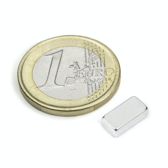 Neodymový magnet kvádr 10 × 5 × 3 mm, síla 1,5 kg