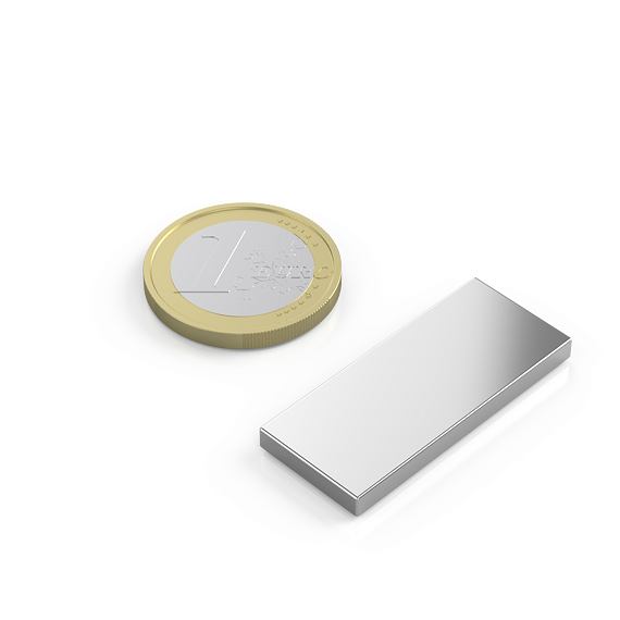 Neodymový magnet kvádr 35 × 15 × 3 mm, síla 4,3 kg