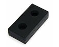 Neodymový magnet kvádr 51 × 25 × 13 mm, černý, vodotěsný plast, 2 otvory M4, síla 21 kg