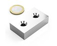 Neodymový magnet kvádr 50 × 30 × 13 mm, 2 otvory M6, síla 41 kg